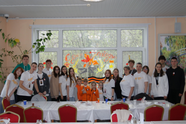 Gubkin University students took part in the All-Russian campaign "Windows of Victory"