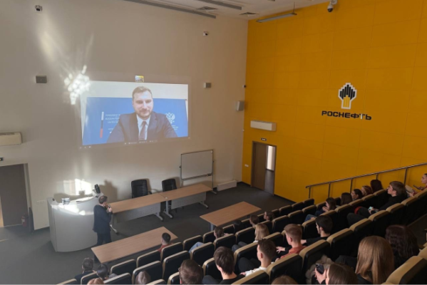 Meeting of students with the employee of the Permanent Mission of the Russian Federation to the UN Dmitry Bulgaru Meeting of students with the employee of the Permanent Mission of the Russian Federation to the UN Dmitry Bulgaru