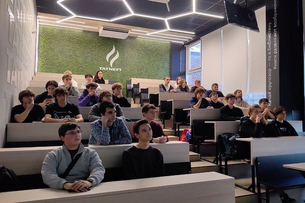 Lecture on MLOps Approaches in the Banking Sector