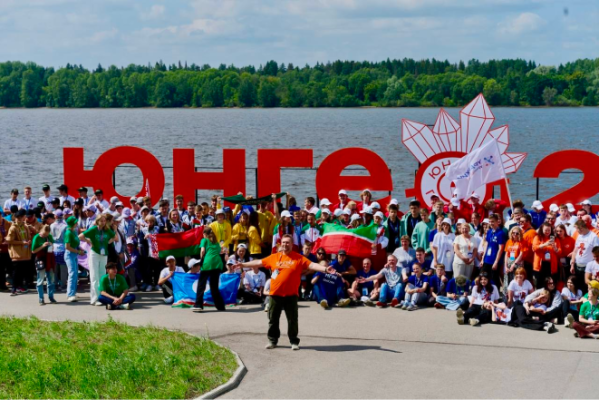 An activist of the university's student scientific society is a member of the panel of judges of the XV All-Russian Open Field Olympiad of Young Geologists