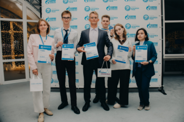 University students are prize winners at the fifth youth technical forum "Shelf Frontier."