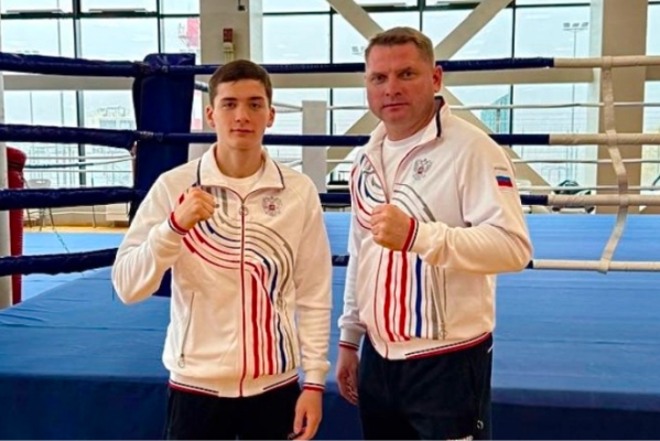 University Student Wins European Junior Boxing Championship