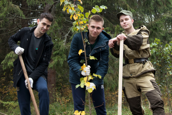 A patriotic event "The Alley of Victory" was organized by Gubkin University